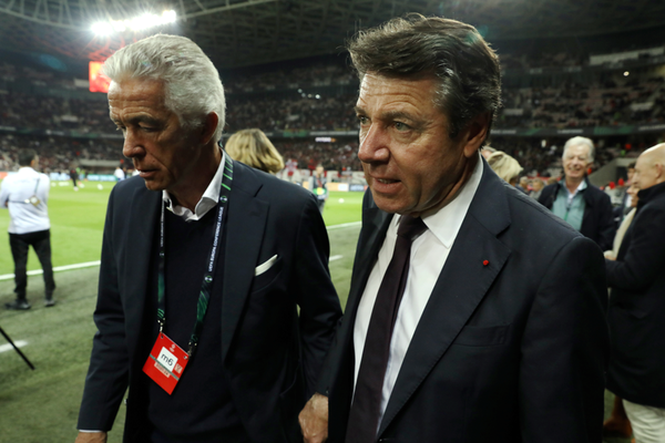 Jean-Pierre Rivère et Christian Estrosi, le 20 avril 2023 à l’Allianz Riviera.