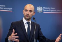 Infiltrations, sabotages et espionnage : ce que l’on sait de la “vaste opération cyber russe”, qui touche la France et une dizaine de pays européens